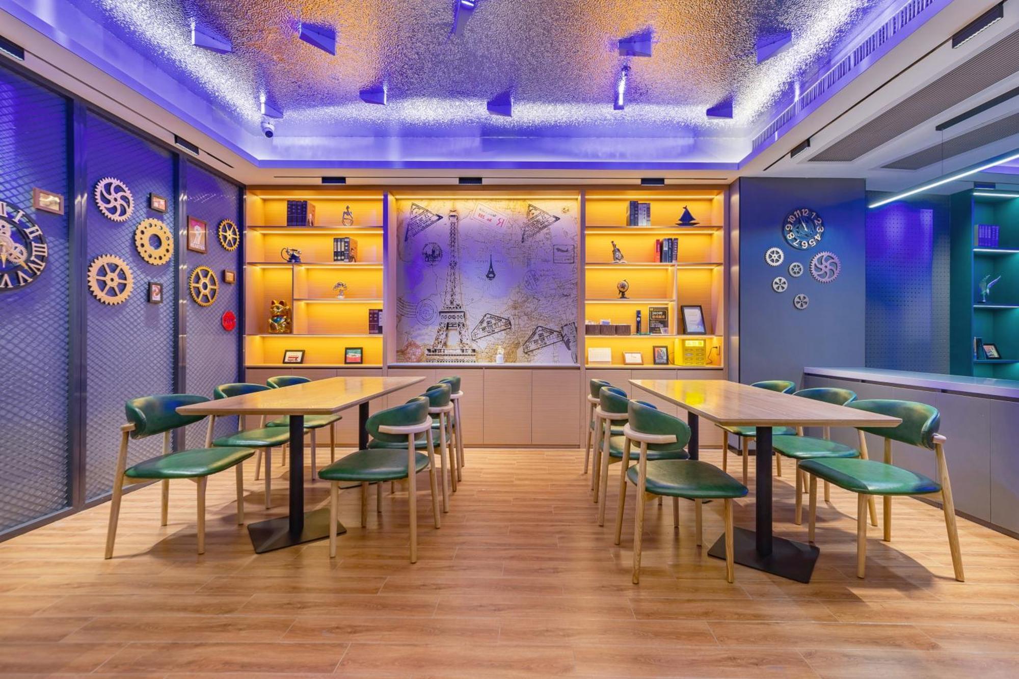 Xinghe Yuezhi S Hotel To Guangzhou Yuexiu Park Railway Station Subway Station -Conference Centerbaima Clothing City Flagship Store--Reputation Preferred Exteriör bild