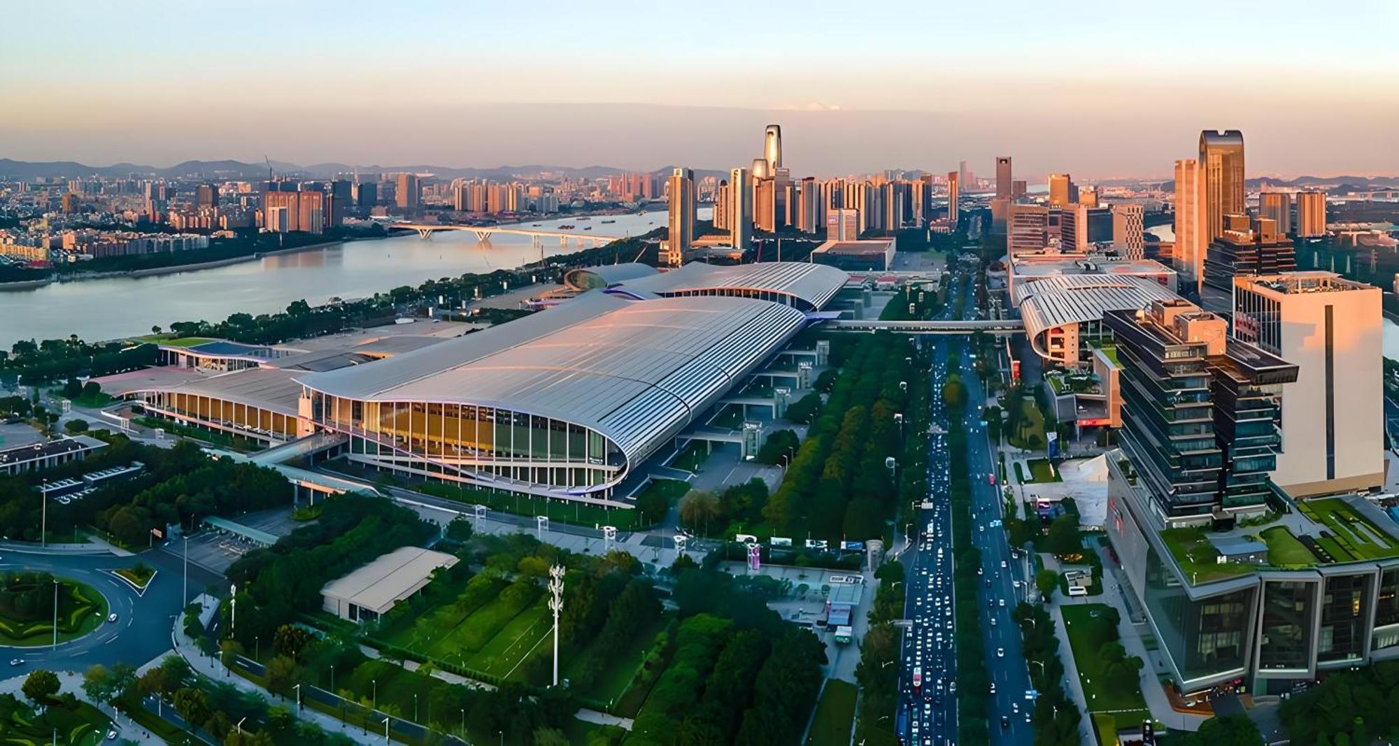 Xinghe Yuezhi S Hotel To Guangzhou Yuexiu Park Railway Station Subway Station -Conference Centerbaima Clothing City Flagship Store--Reputation Preferred Exteriör bild
